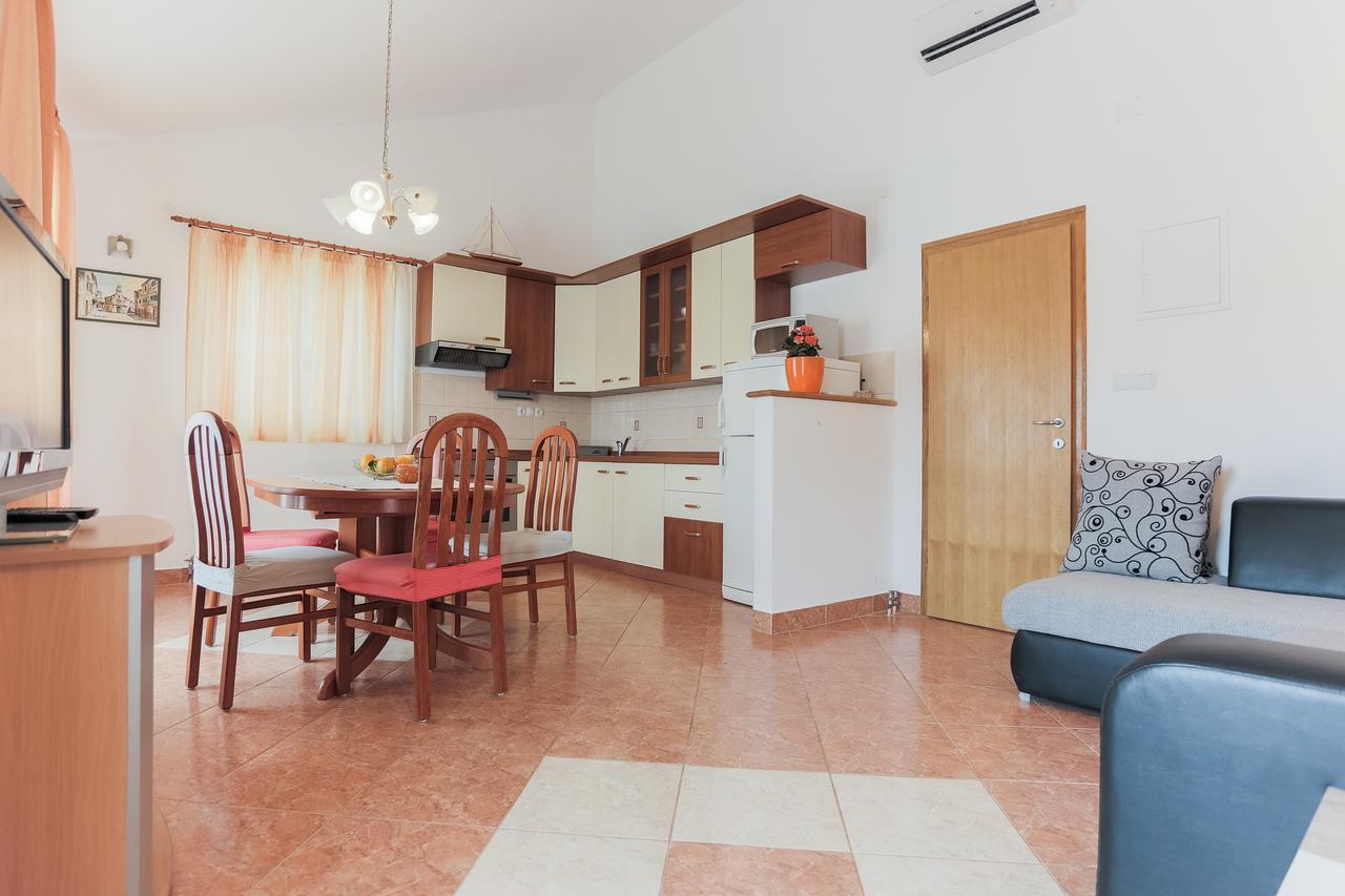Apartment Goic Jelsa (Hvar)