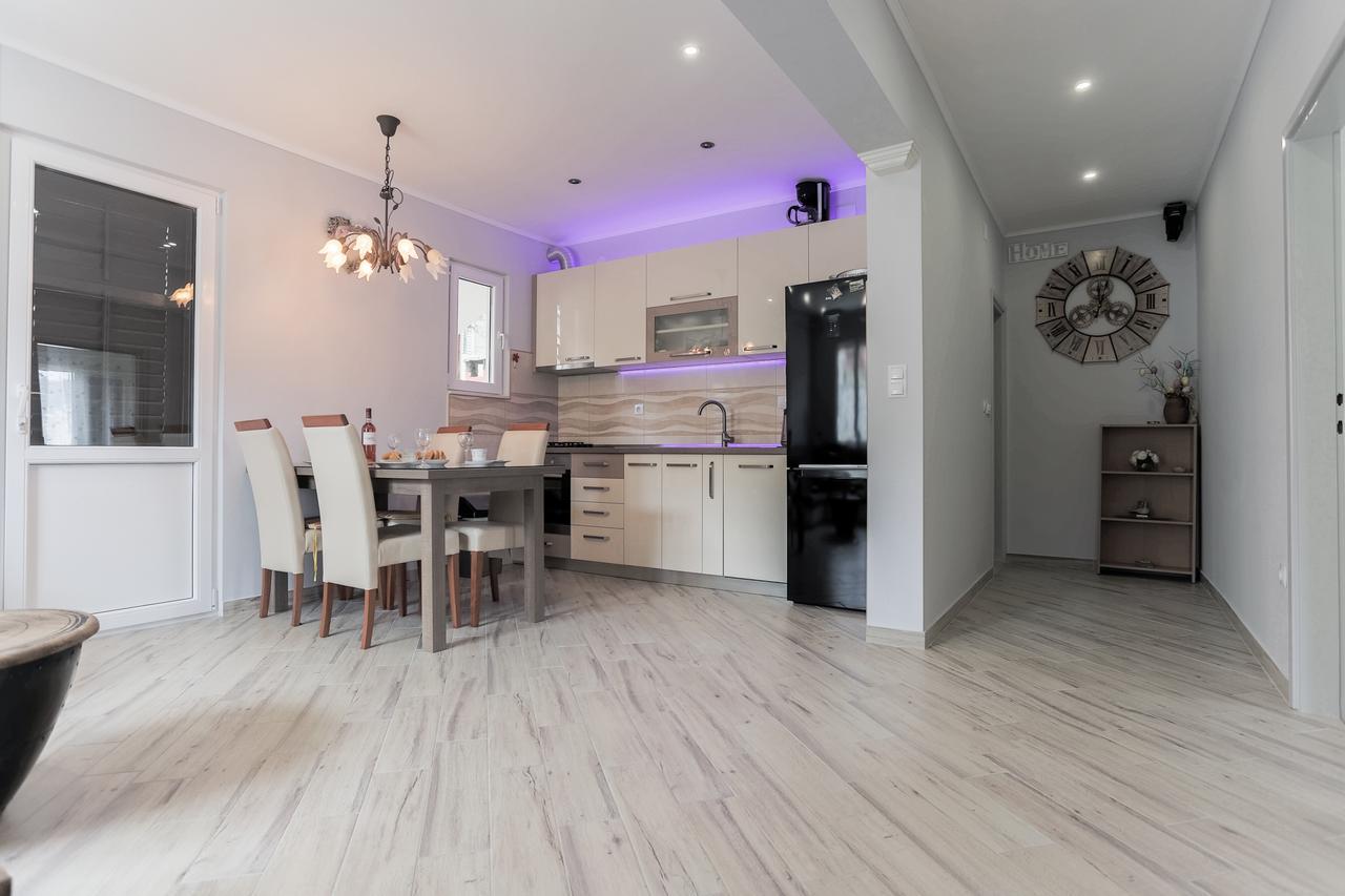 Goic Apartment Jelsa (Hvar)